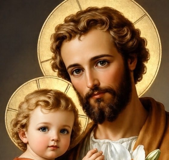 San José con el Niño Jesús en brazos